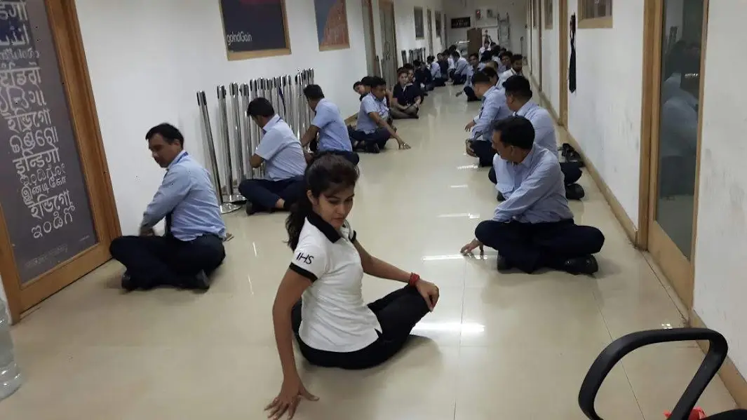 On-Site Corporate Yoga Trainer 